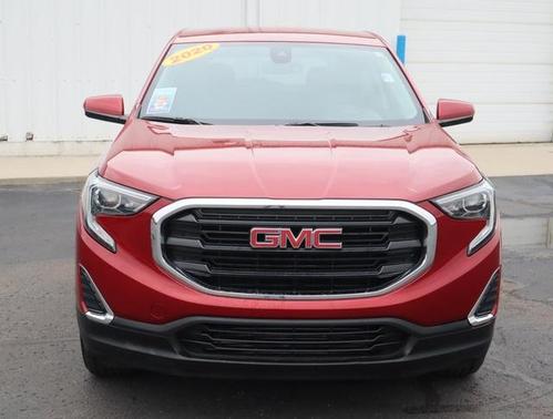 Photo 2 of 35 of 2020 GMC Terrain SLE