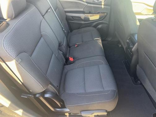 2022 GMC Acadia FWD SLE