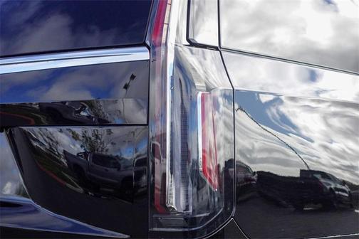 2021 Cadillac Escalade ESV Premium Luxury