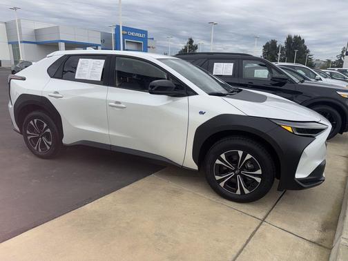 2023 Subaru Solterra Premium