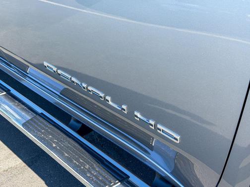 Sterling Metallic 2026 GMC Sierra 2500 Denali