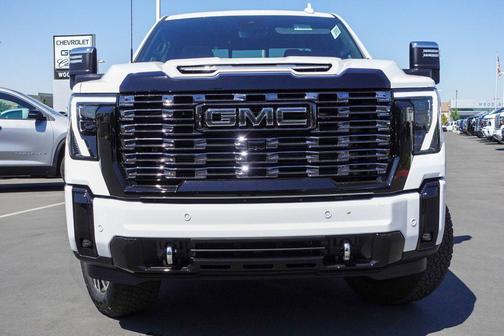 2025 GMC Sierra 3500 Denali