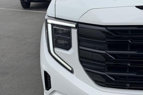 Summit White 2026 GMC Sierra 1500 Elevation