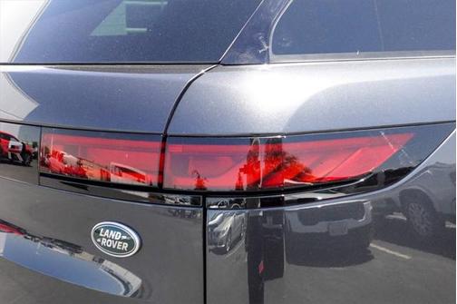 2023 Land Rover Range Rover Sport SE