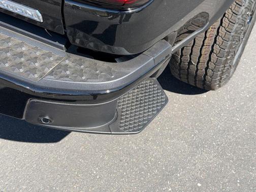 Onyx Black 2026 GMC Canyon Elevation