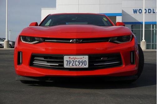 Photo 3 of 24 of 2016 Chevrolet Camaro 1LT