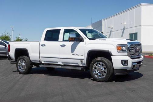 2017 GMC Sierra 2500 Denali