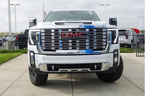2025 GMC Sierra 2500 Denali