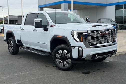 Glacier White Tricoat 2026 GMC Sierra 2500 Denali