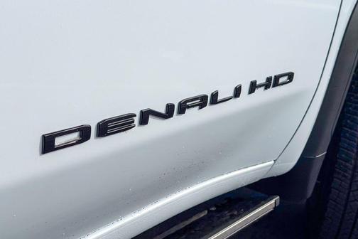 2026 GMC Sierra 3500 Denali