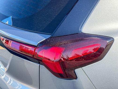 Gxd/H1n 2027 Chevrolet Bolt LT FWD