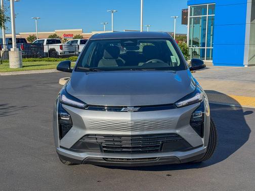 Gxd/H1n 2027 Chevrolet Bolt LT FWD