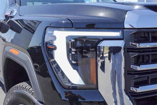2025 GMC Sierra 2500 SLT