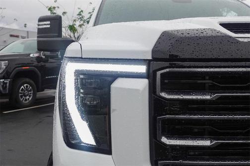 2025 GMC Sierra 2500 AT4