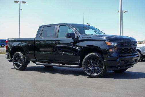 2025 Chevrolet Silverado 1500 Custom