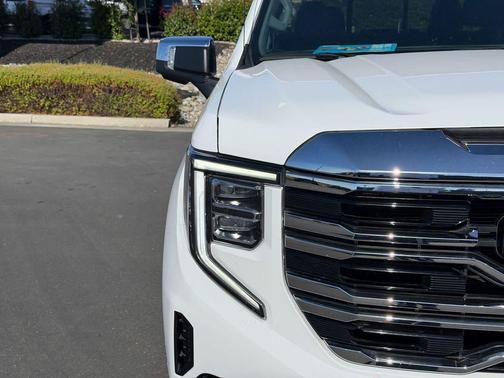 Summit White 2024 GMC Sierra 1500 SLT