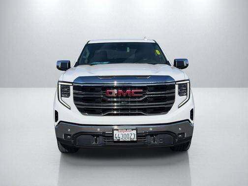 Summit White 2024 GMC Sierra 1500 SLT