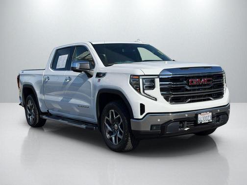 Summit White 2024 GMC Sierra 1500 SLT