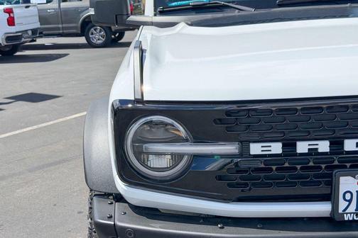 Oxford White 2022 Ford Bronco Wildtrak