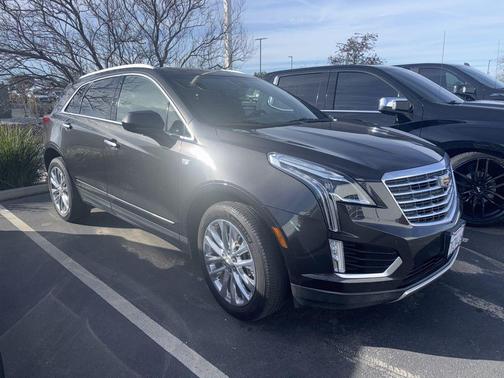 2017 Cadillac XT5 Platinum