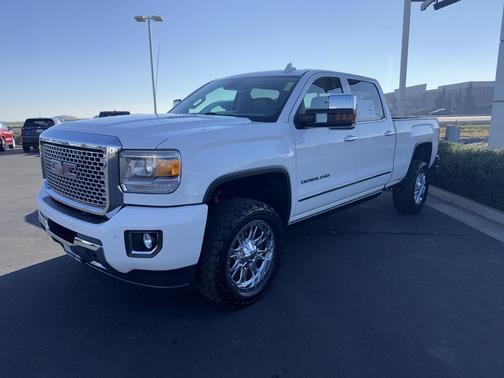 2015 GMC Sierra 2500 Denali