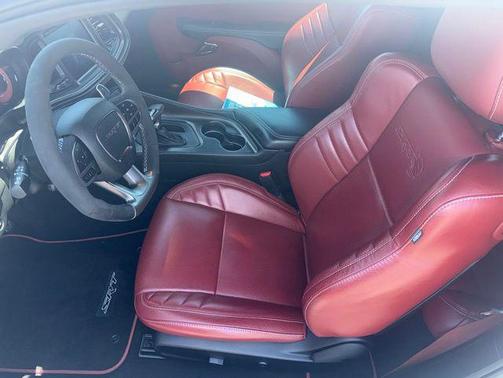 White Knuckle Clearcoat 2023 Dodge Challenger SRT Hellcat