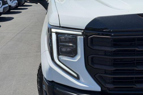 Summit White 2026 GMC Sierra 1500 AT4X