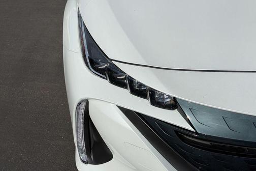 2022 Toyota Prius Prime XLE