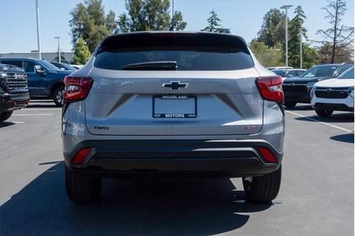 2025 Chevrolet Trax FWD 2RS