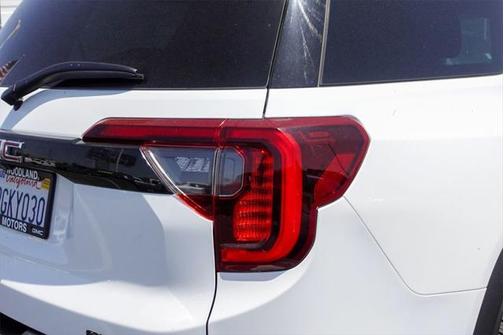 2022 GMC Acadia AWD SLE