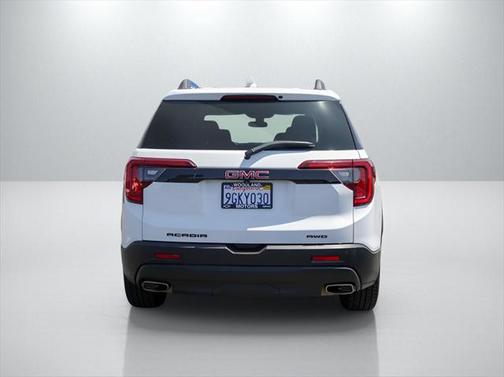 2022 GMC Acadia AWD SLE
