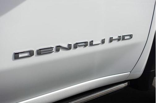 2025 GMC Sierra 2500 Denali