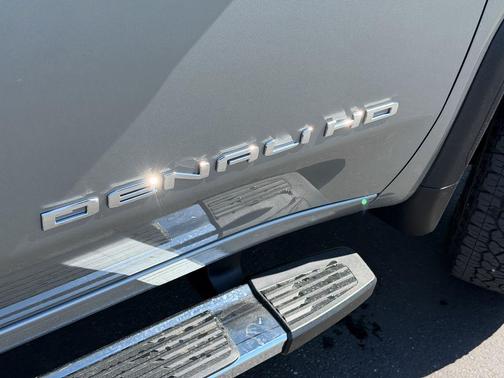 Sterling Metallic 2026 GMC Sierra 2500 Denali