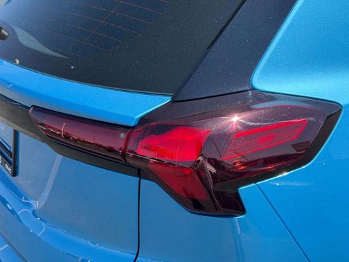 Marina Blue Metallic 2027 Chevrolet Bolt LT FWD