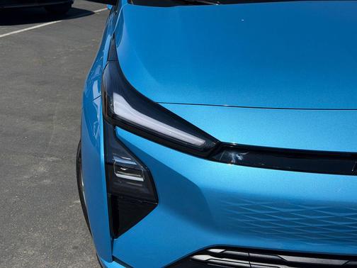 Marina Blue Metallic 2027 Chevrolet Bolt LT FWD