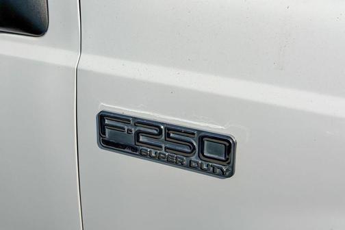 2002 Ford F-250 Lariat