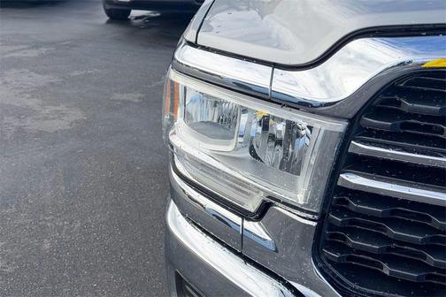 2022 RAM 2500 Big Horn Crew Cab 4x4 6'4' Box