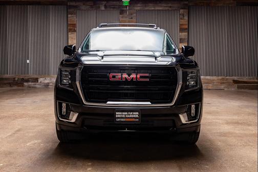 2023 GMC Yukon SLE