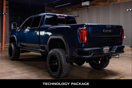Pacific Blue Metallic 2020 GMC Sierra 2500 Denali