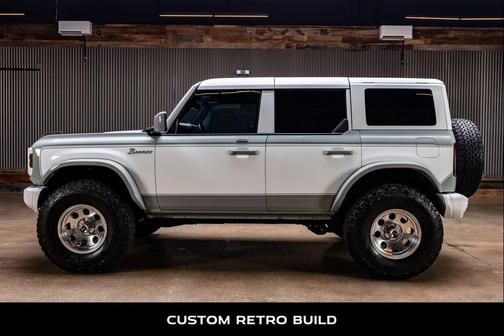 Cactus Gray 2023 Ford Bronco Heritage Edition