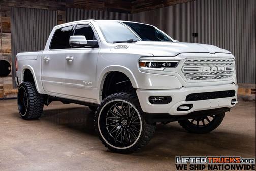 Ivory White Tri-Coat Pearlcoat 2020 RAM 1500 Limited