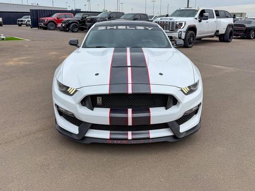 2017 Ford Shelby GT350 Base