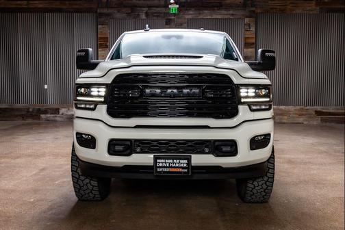 2024 RAM 2500 Limited Crew Cab 4x4 6'4' Box