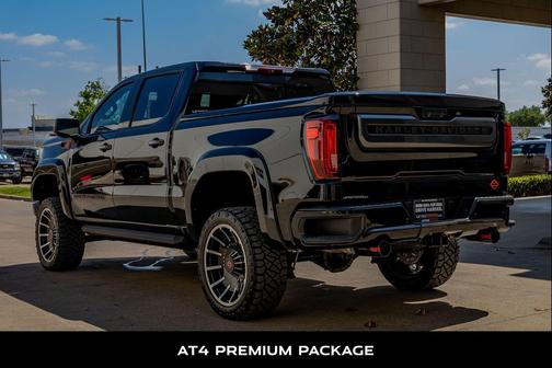 2023 GMC Sierra 1500 AT4