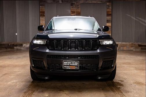 Baltic Gray Metallic Clearcoat 2021 Jeep Grand Cherokee L Altitude