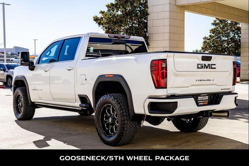 2024 GMC Sierra 2500 Denali Ultimate
