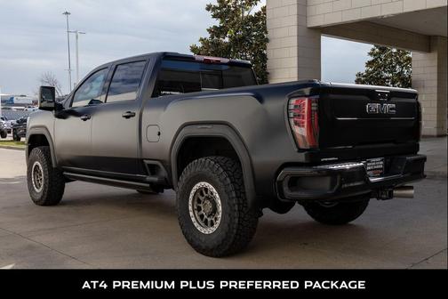 2024 GMC Sierra 2500 AT4