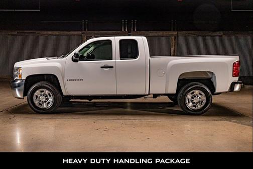 Summit White 2009 Chevrolet Silverado 2500 LT Extended Cab