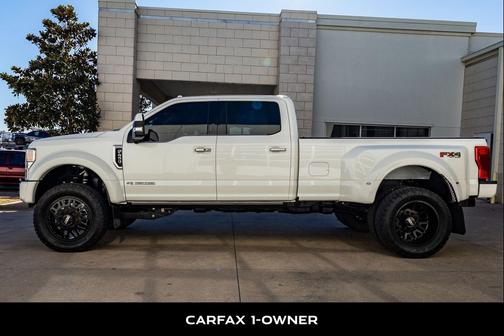 2022 Ford F-450 Limited