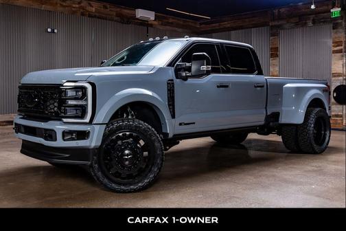 2025 Ford F-450 Platinum